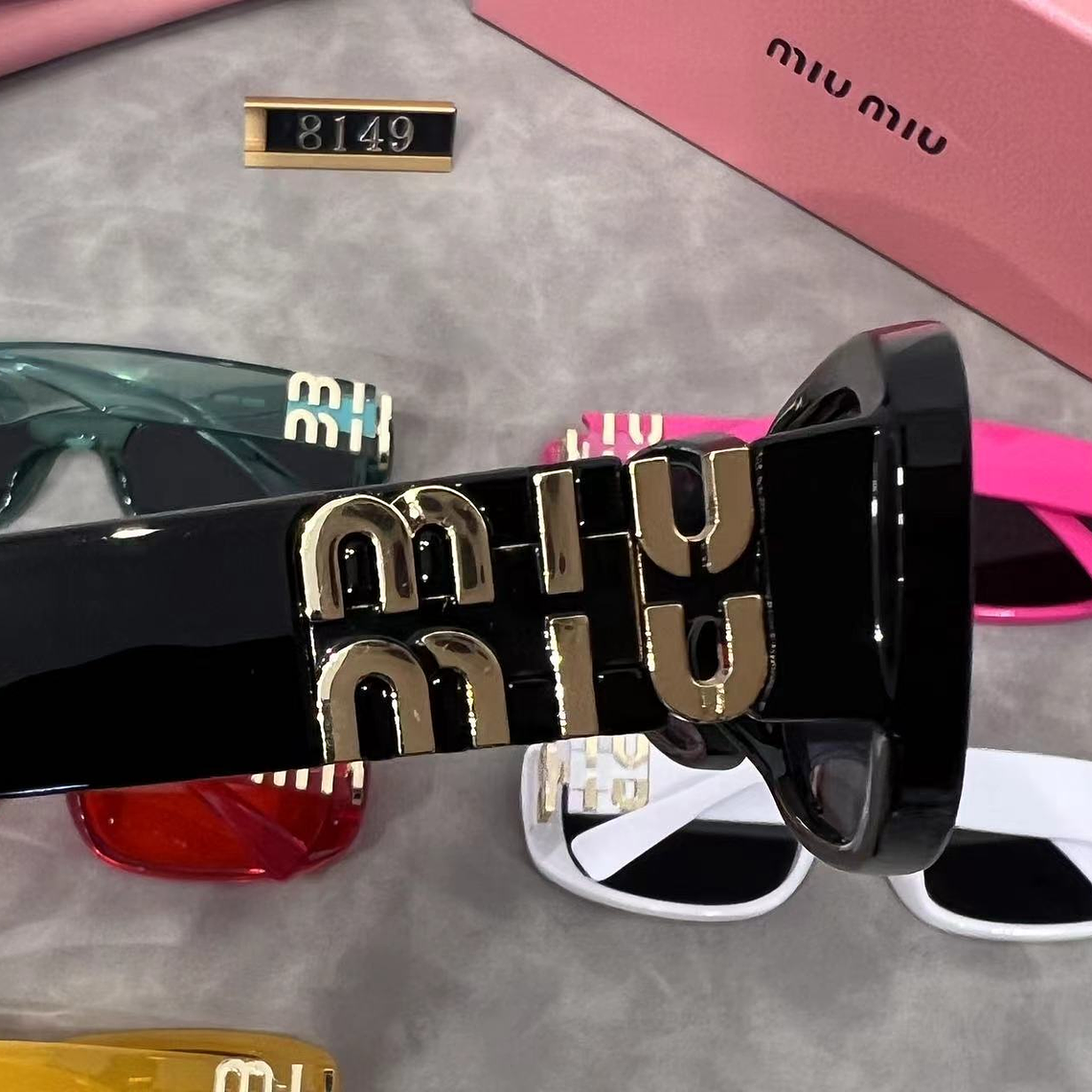 Óculos de Sol Miu Miu 8149 8