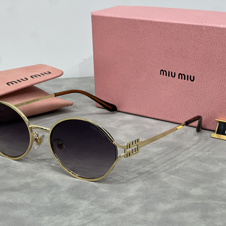 Óculos de Sol Miu Miu 8033 4
