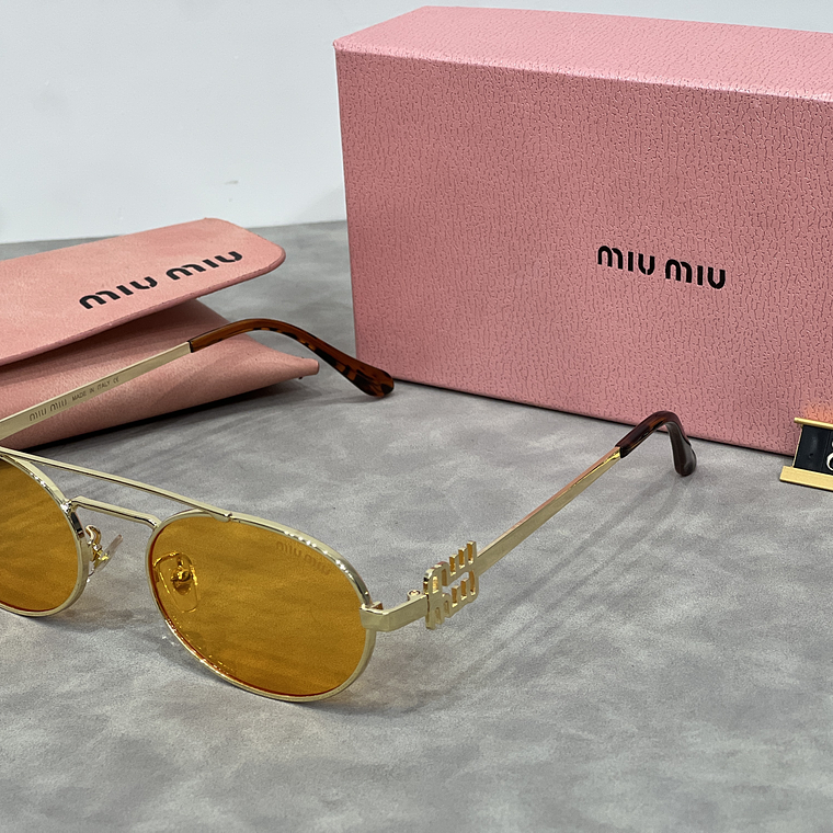 Óculos de Sol Miu Miu 8035 3
