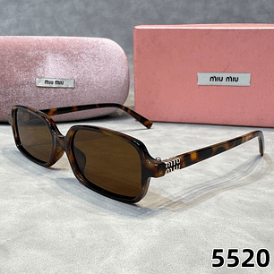 Óculos de Sol Miu Miu 5520