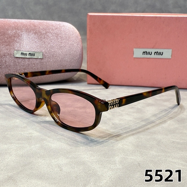 Óculos de Sol Miu Miu 5521 1
