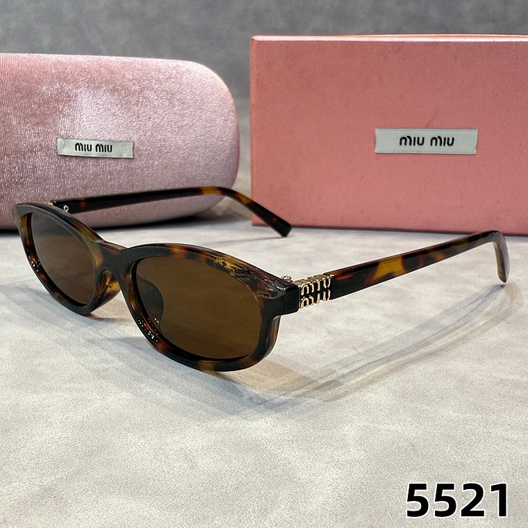 Óculos de Sol Miu Miu 5521 9