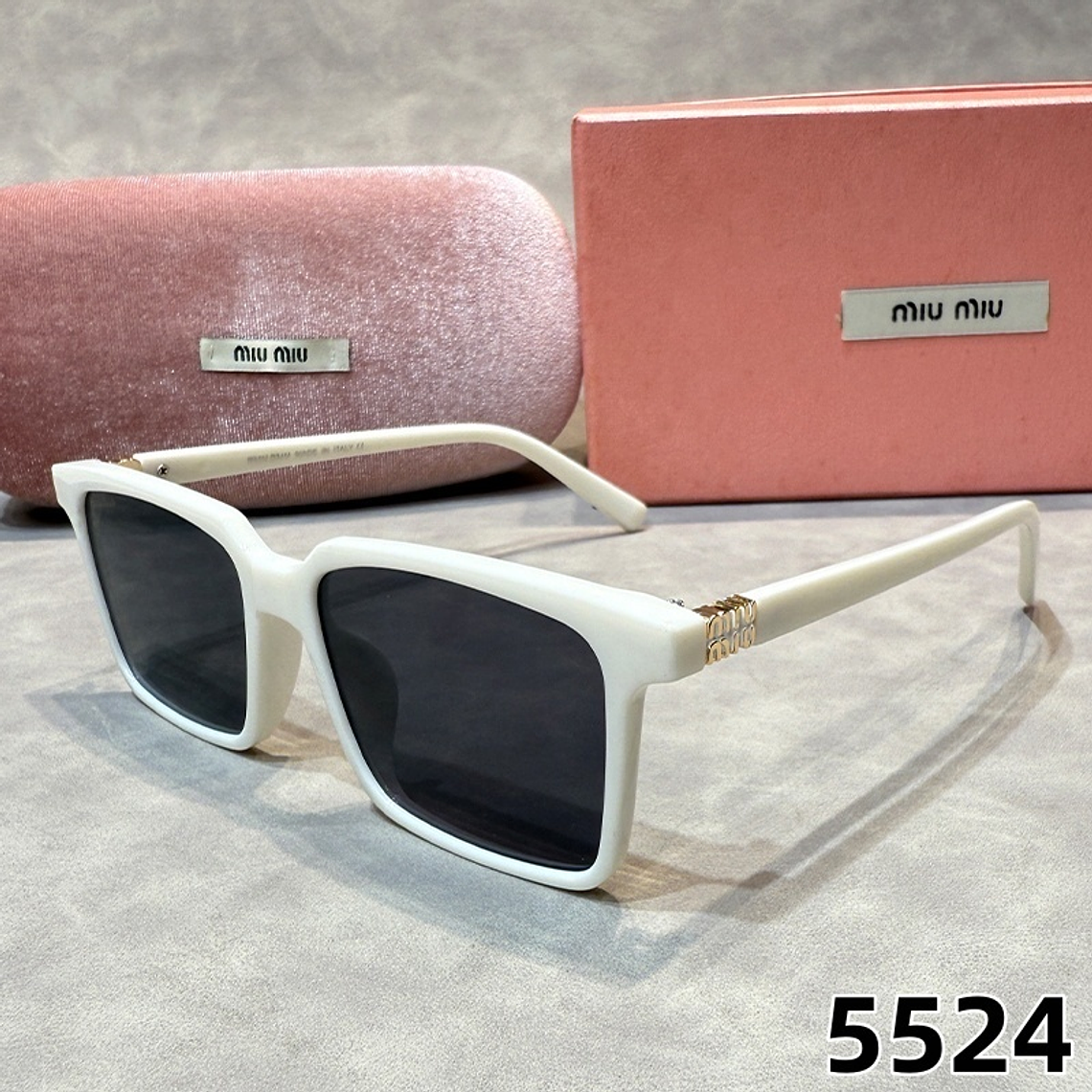 Óculos de Sol Miu Miu 5524 2