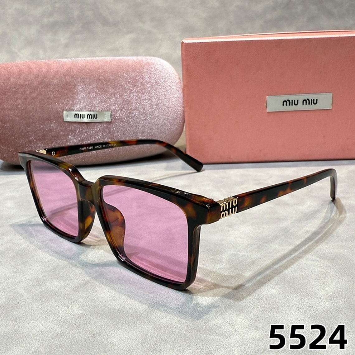 Óculos de Sol Miu Miu 5524 8