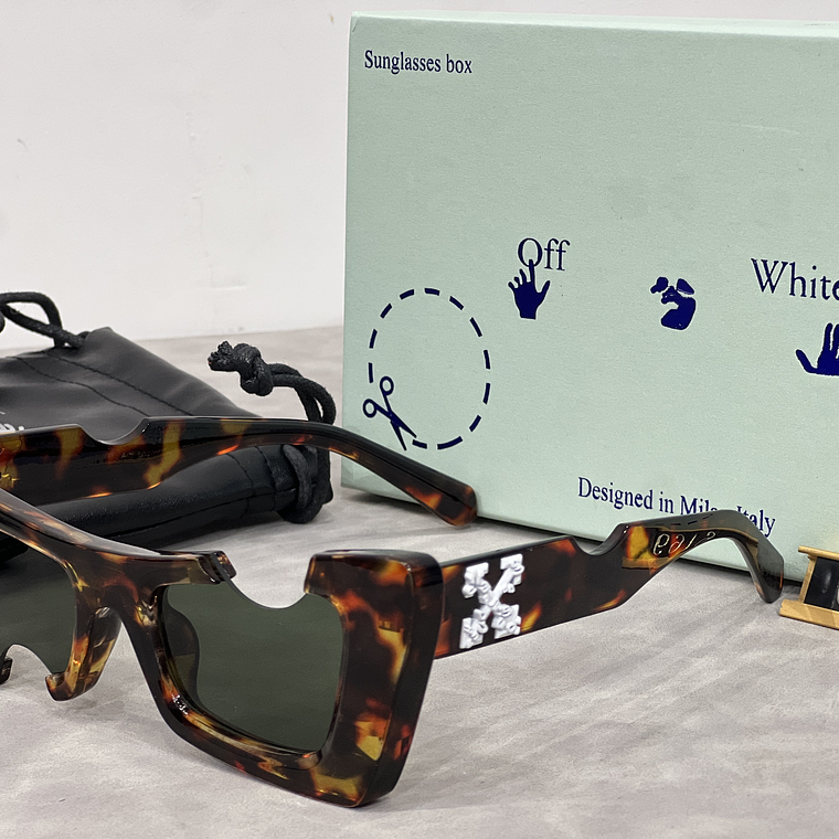 Óculos de Sol Off White 6169 4