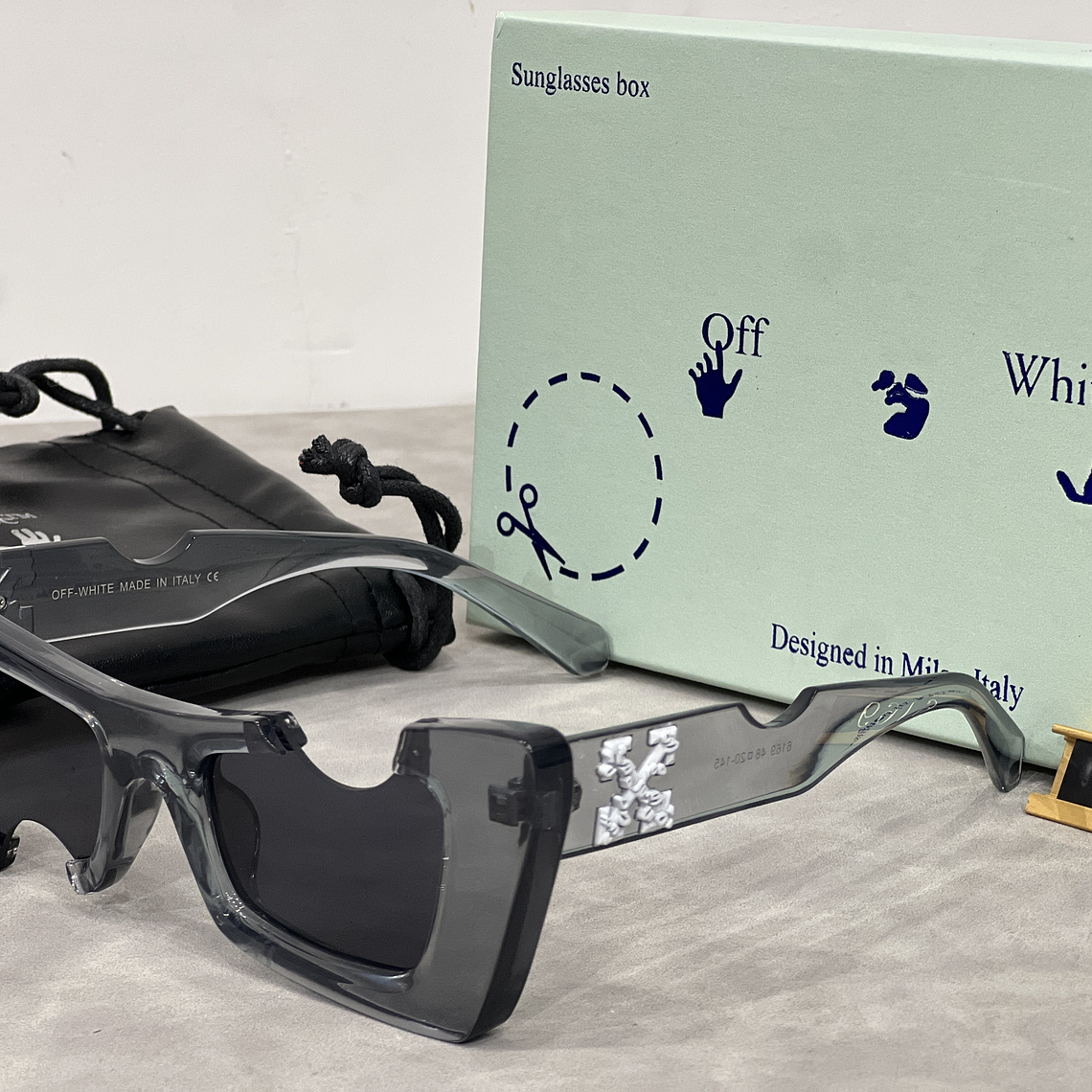 Óculos de Sol Off White 6169 5