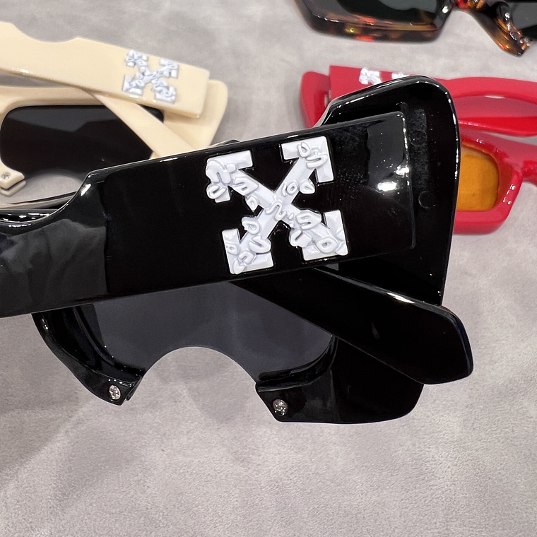 Óculos de Sol Off White 6169 11