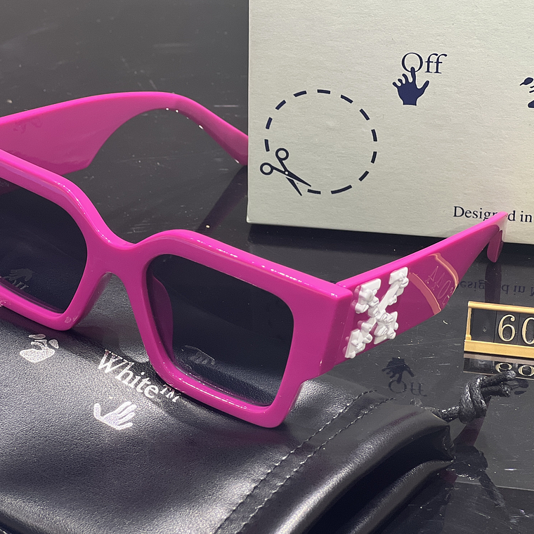 Óculos de Sol Off White 6044 4