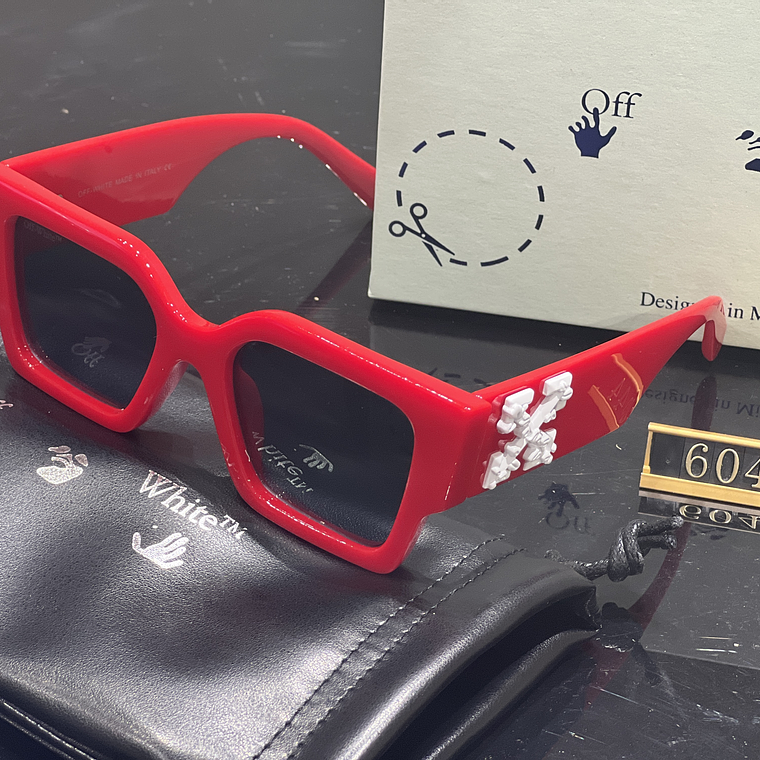 Óculos de Sol Off White 6044 8