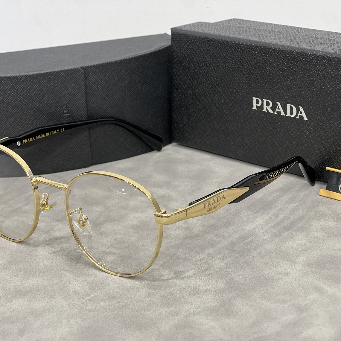 Óculos de Sol Prada 8008 3