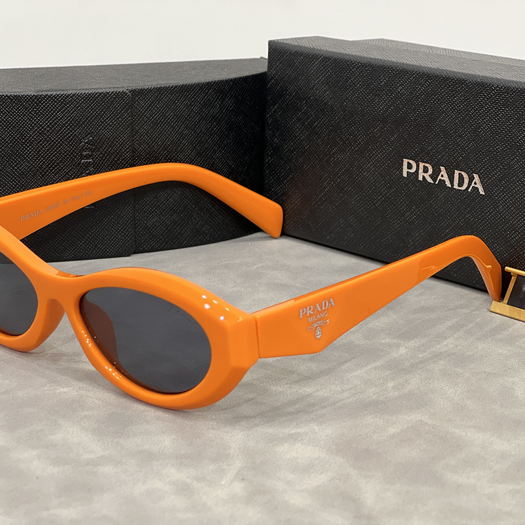 Óculos de Sol Prada 6135 2