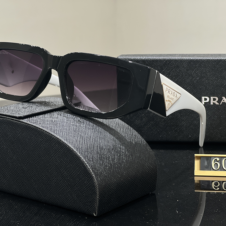 Óculos de Sol Prada 6002 3