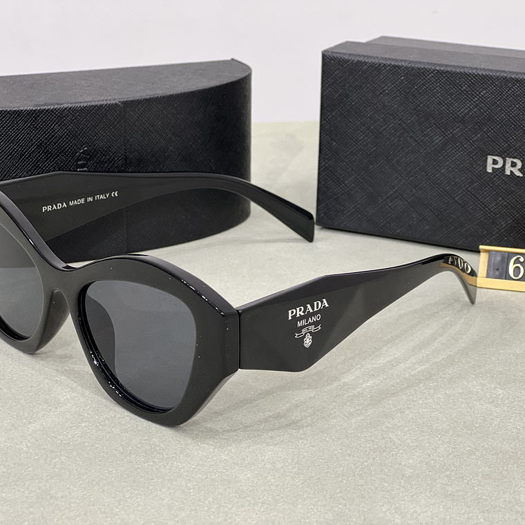 Óculos de Sol Prada 6074 1