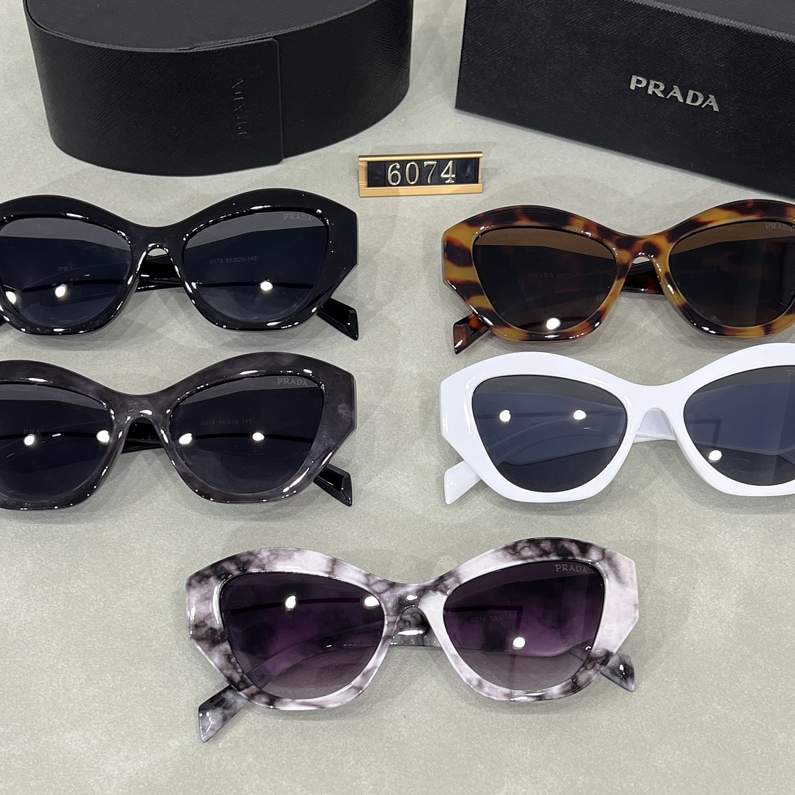 Óculos de Sol Prada 6074 9