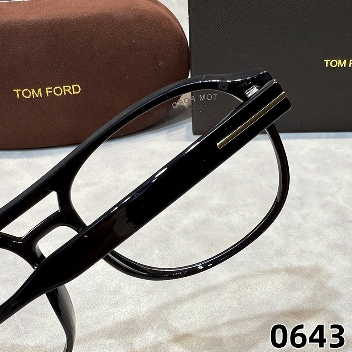 Óculos de Sol Tom Ford 0643 10
