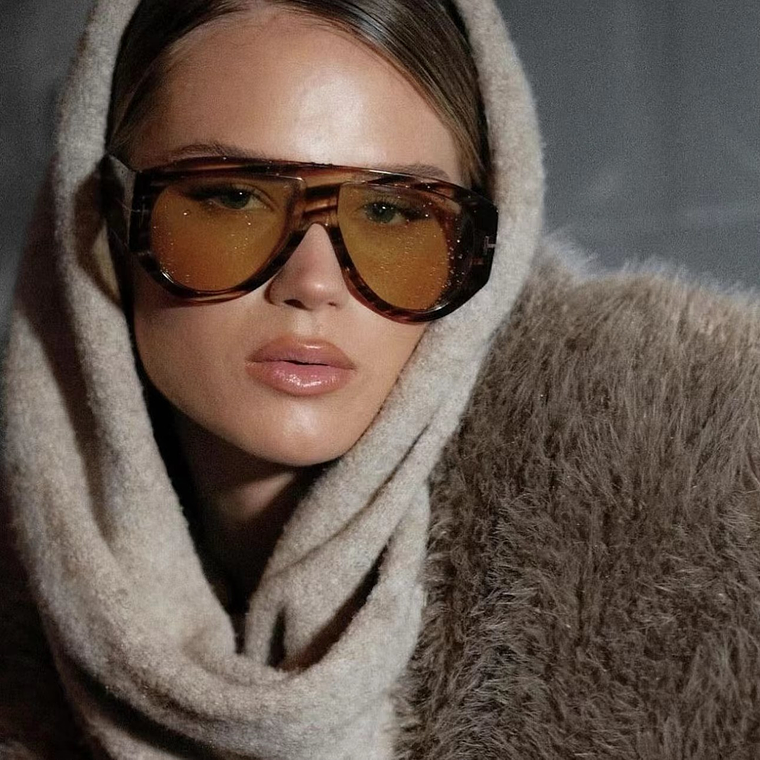 Óculos de Sol Tom Ford 1044 17