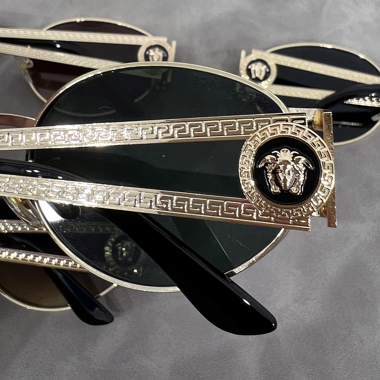 Óculos de Sol Versace 8009 9