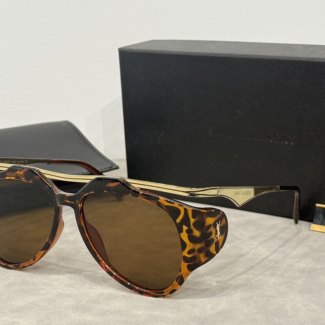 Óculos de Sol YSL 8043 3