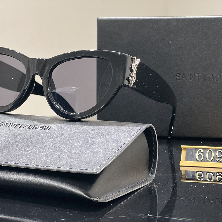 Óculos de Sol YSL 6090 4