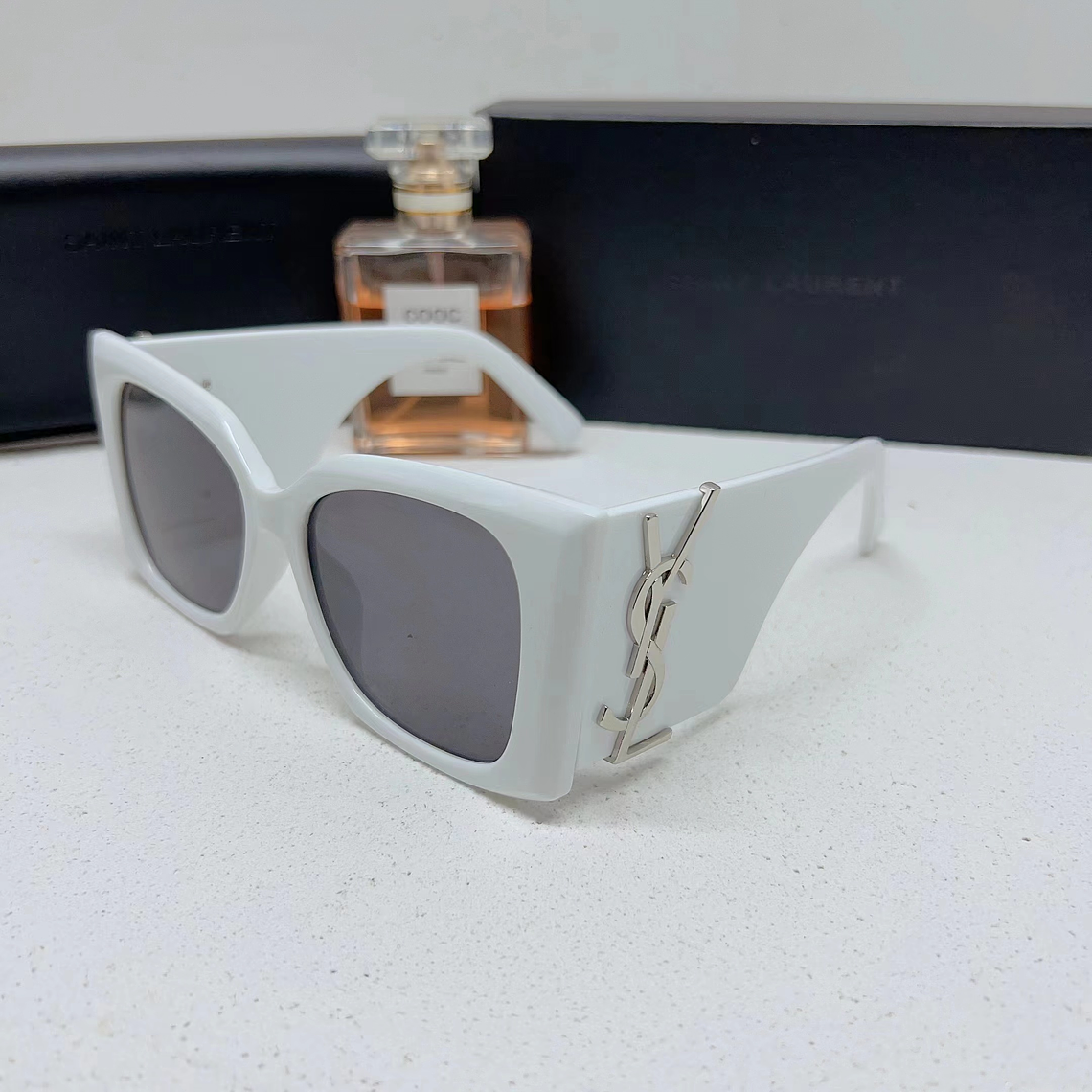 Óculos de Sol YSL 6001 4