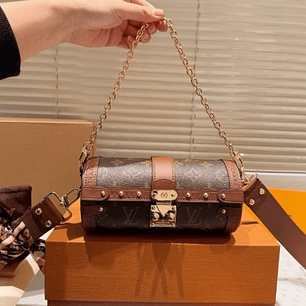 Louis Vuitton cilindro bag