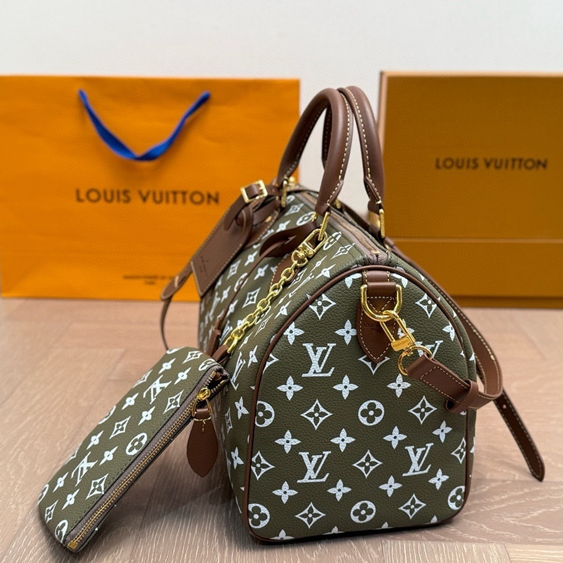 Louis Vuitton speedy bag 4