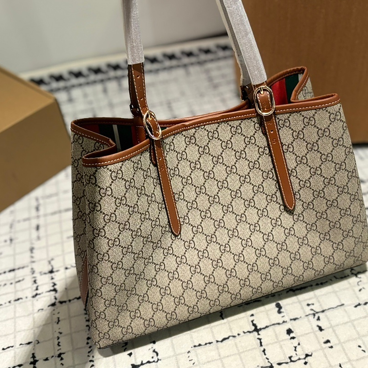 Gucci bag  4