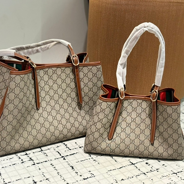 Gucci bag  1