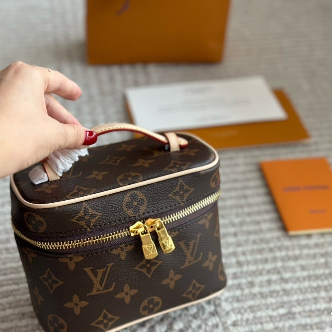 Louis Vuitton Bag necessaire 3