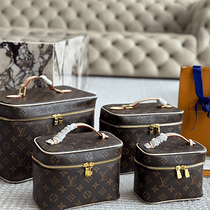 Louis Vuitton Bag necessaire