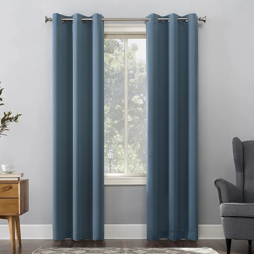Sun Zero Nolan 1-Piece Energy Saving Blackout Grommet Curtain Panel  40 X95   Denim Blue