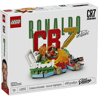 LEGO Editions Cristiano Ronaldo – Soccer Highlights - Building Set for Boys & Girls  Ages 10+ - Fathers Day Gift - Kids Bedroom or Shelf Decor W/ Plaque - 43012