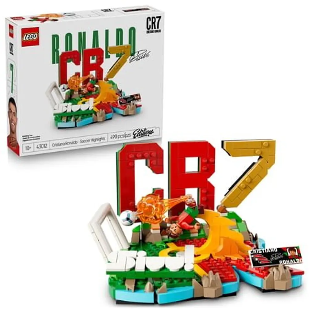 LEGO Editions Cristiano Ronaldo – Soccer Highlights - Building Set for Boys & Girls  Ages 10+ - Fathers Day Gift - Kids Bedroom or Shelf Decor W/ Plaque - 43012