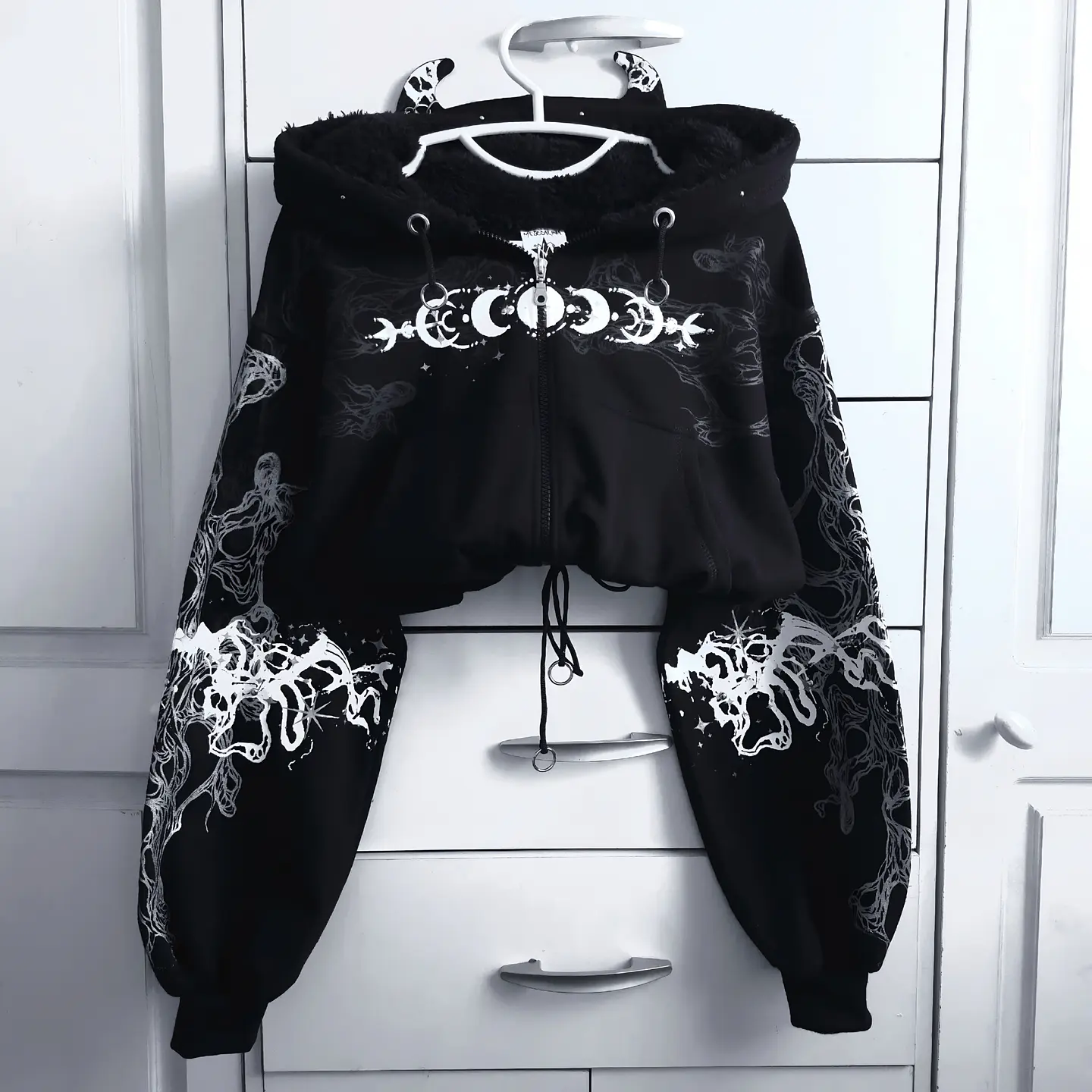 MAGMV  1