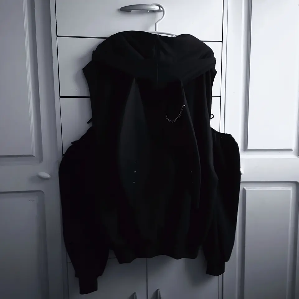 XL HEBRV BLACK BUNNY 3