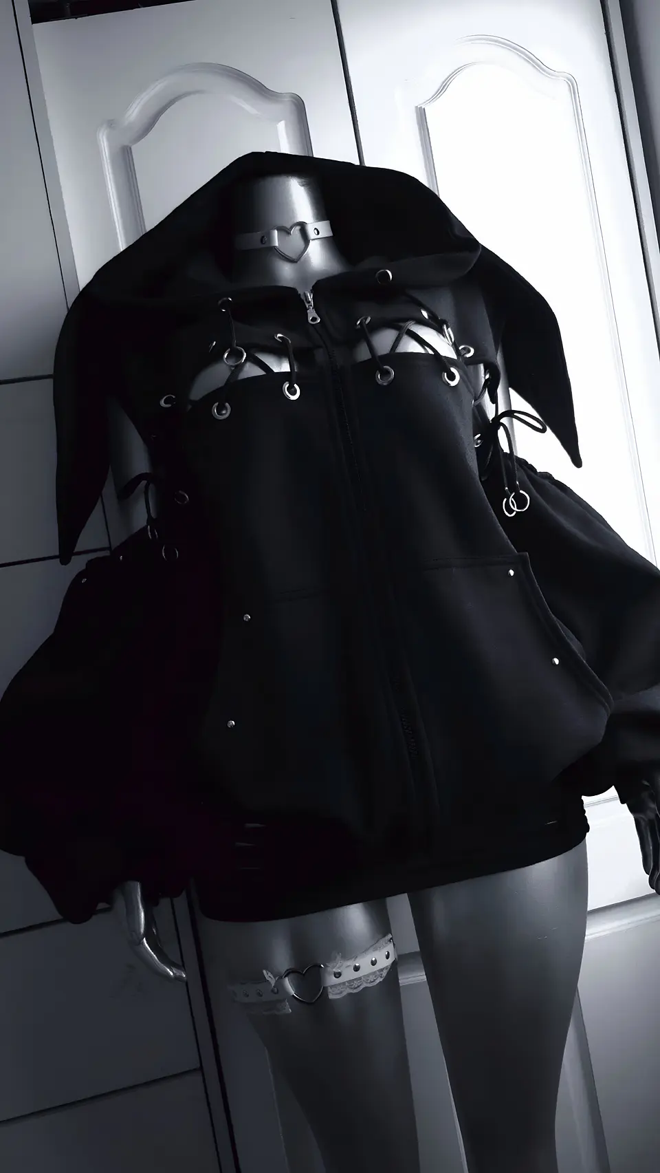 XL HEBRV BLACK BUNNY 5