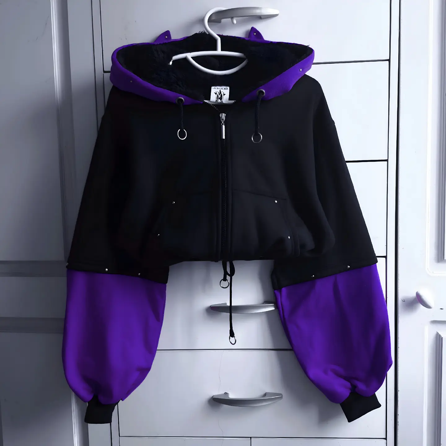 M • PURPLE CAT 2 1