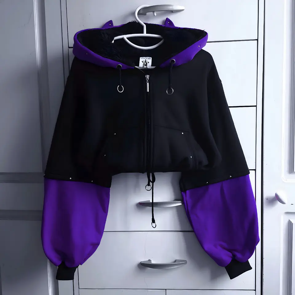 M • PURPLE CAT 2 1