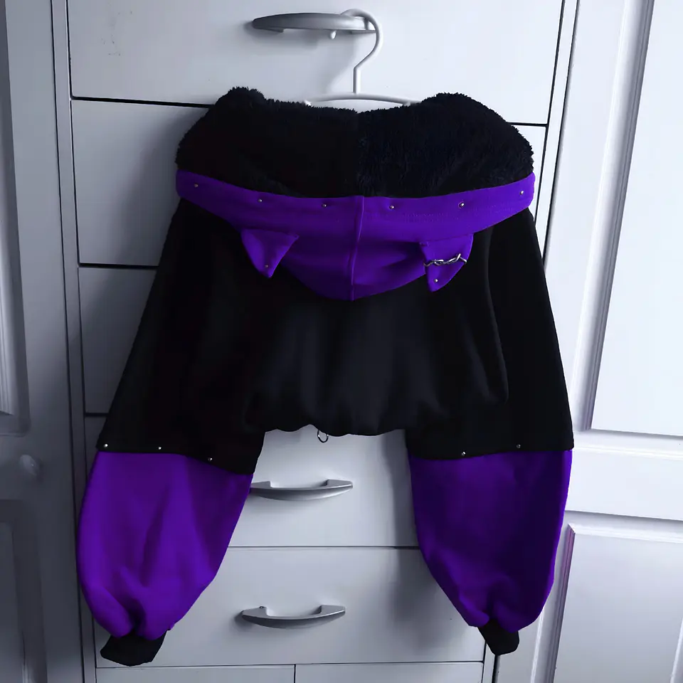 M • PURPLE CAT 2 2