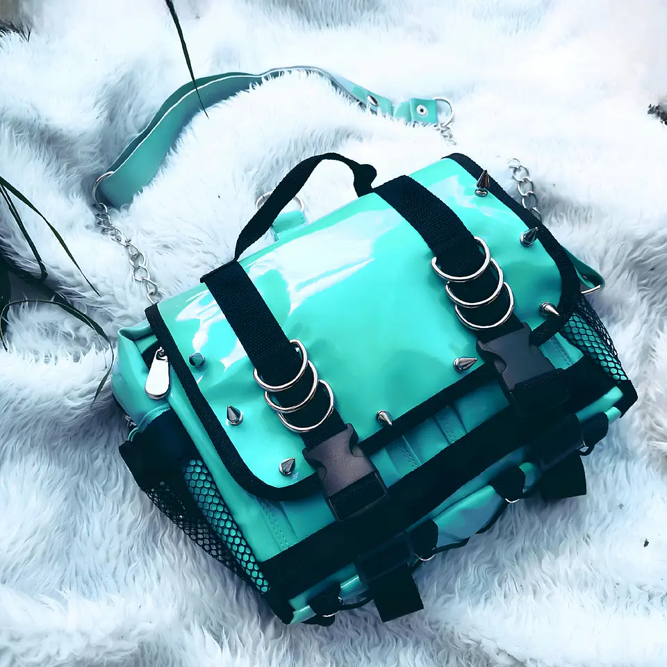 2-1 BACKPACK 1