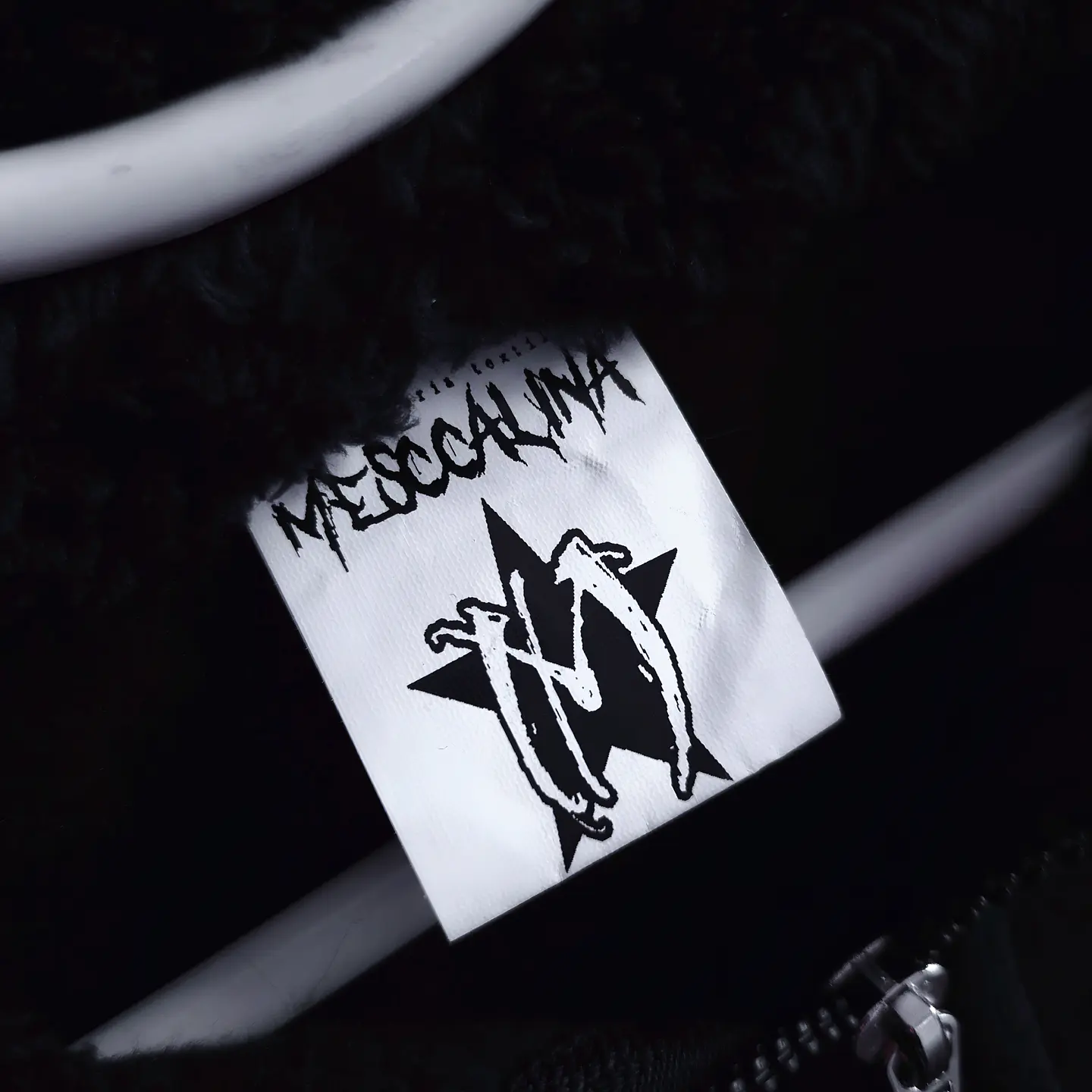 TENEBRV B 4