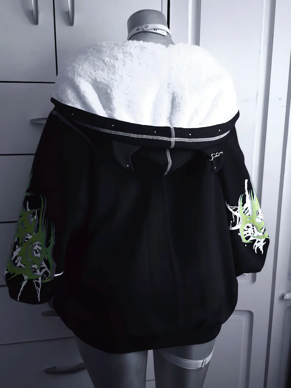 XL SKYRIM FLUOR GREEN 7