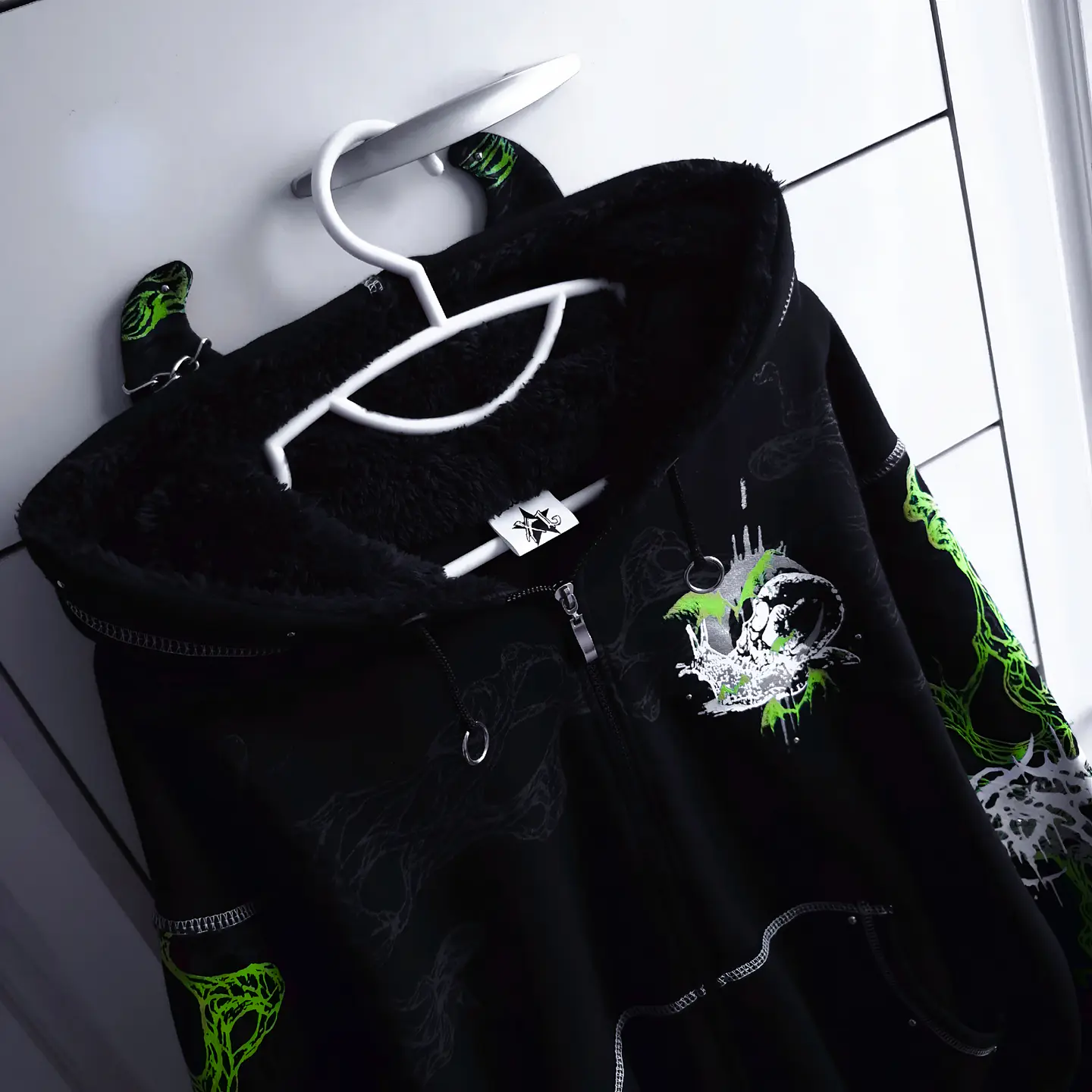 XL ☆ MAGMV ☆ 4