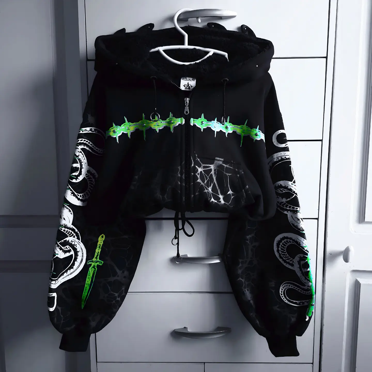 M ☆ MEDUSV 4