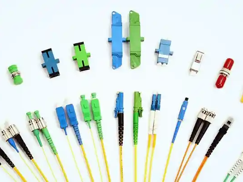 Manual práctico sobre guías y adaptadores de fibra óptica
