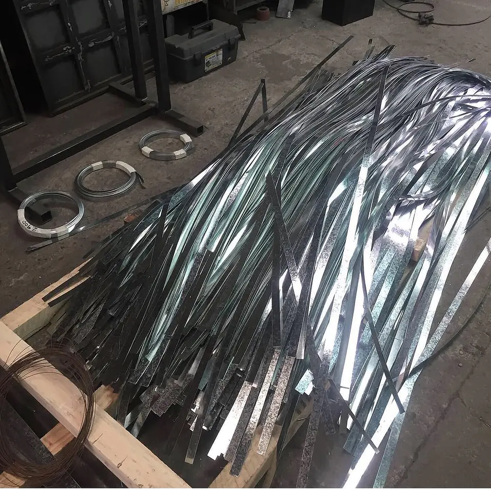 Rollo Zuncho Galvanizado 3kg 45Metros 4