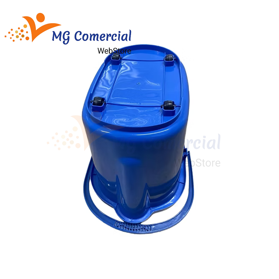 BALDE CON ESTRUJADOR 14 LITROS 4