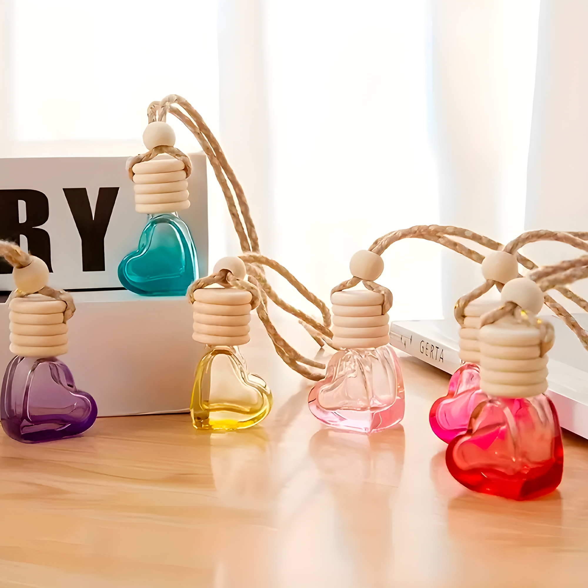 Frasco Difusor de Auto Vidrio Aromatizante Aceite Esencial Forma Corazón para Ventilación 5ML 9