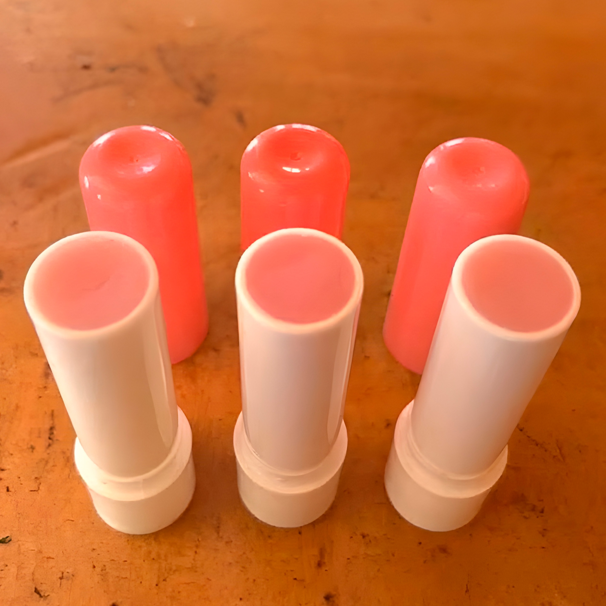 10 Tubos Bálsamo Labial 4g Belleza Cosmeticos Plastico Colores 9