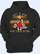 Just A Girl Who Loves Books Reading Vintage - Gift For Book Lovers - Personalized Custom T Shirt - Vorschaubild 1